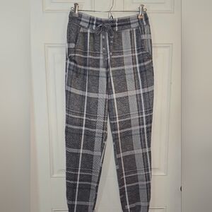Women's Sz Med. Gray Plaid Elastic Drawstring PJ/Lounge Pants. ✨️